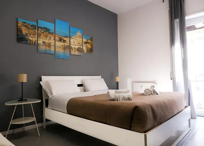 Vatican Central Suites