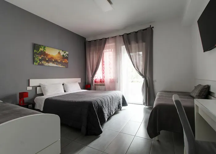 Vatican Central Suites
